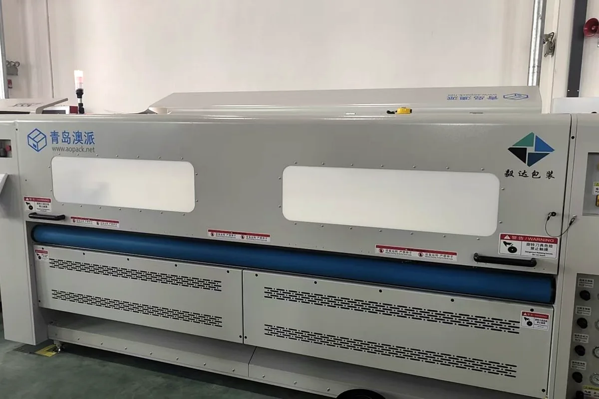 常州纸箱厂引进澳派BM2800纸箱机：免刀模最快1秒换单，2500mm超大箱高解大尺寸异形箱难题